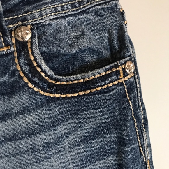 Miss Me bootcut embroidered embellished jeans - Picture 9 of 10